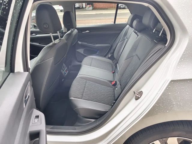 Volkswagen Golf 1.5 TSI