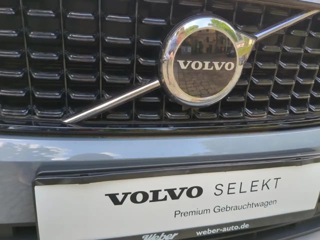 Volvo XC40 Dark Plus