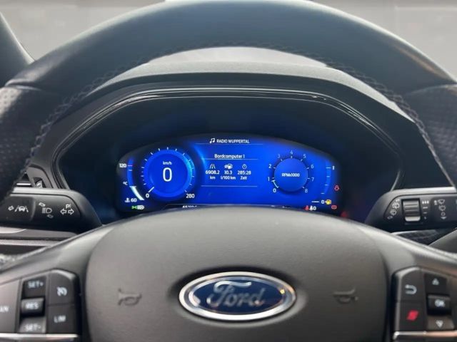 Ford Focus EcoBoost ST Line