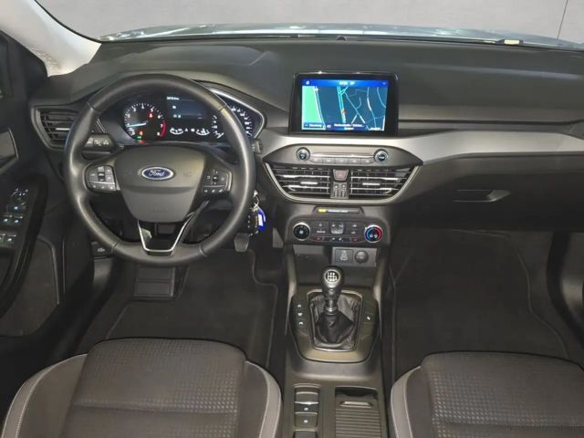 Ford Focus Cool & Connect EcoBoost Wagon