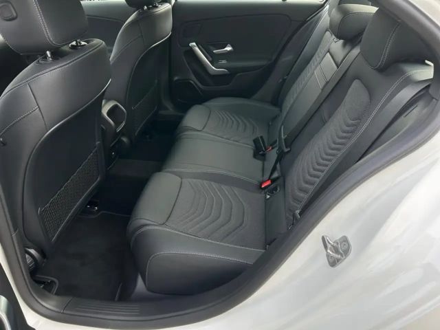 Mercedes-Benz A 180 Progressive