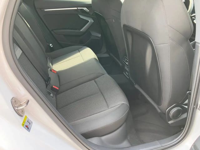 Audi A3 30 TFSI Sedan