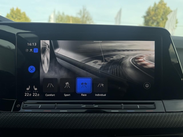 Volkswagen Golf 2.0 TSI 4Motion DSG IQ.Drive