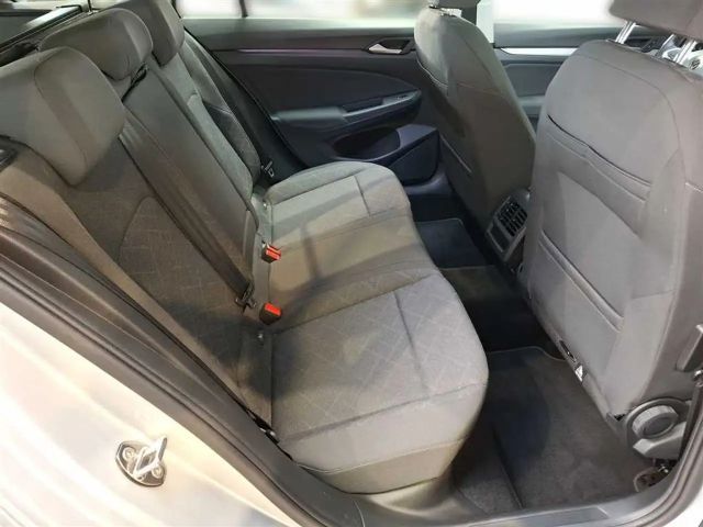 Volkswagen Golf 1.0 TSI Life