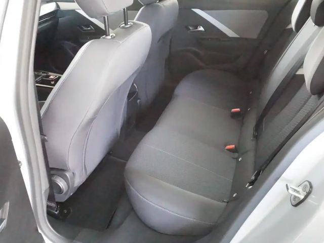 Opel Astra 1.2 Turbo Enjoy Turbo