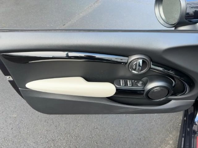 MINI Cooper S Cabrio HUD Navi Leder H&K JCW Aero Kamera