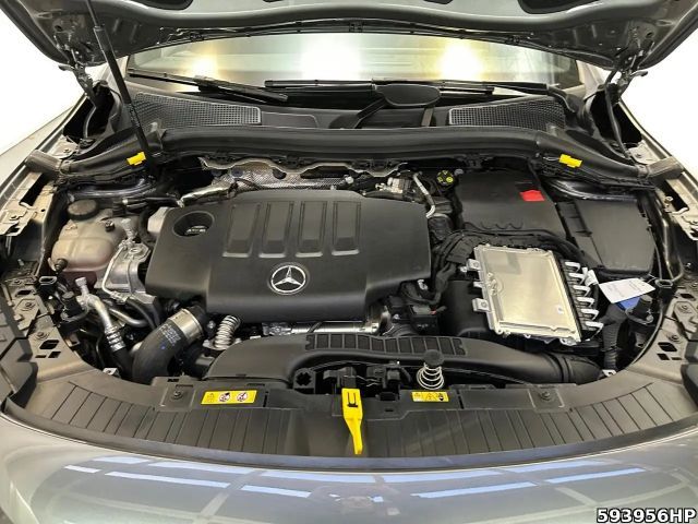 Mercedes-Benz GLA 200 AMG Line GLA 200 d