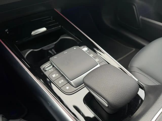 Mercedes-Benz EQA 300 4MATIC Progressive