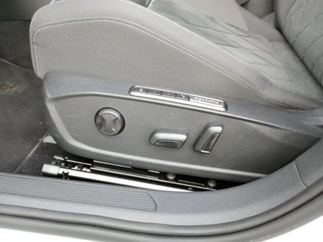 Volkswagen Golf Golf VIII