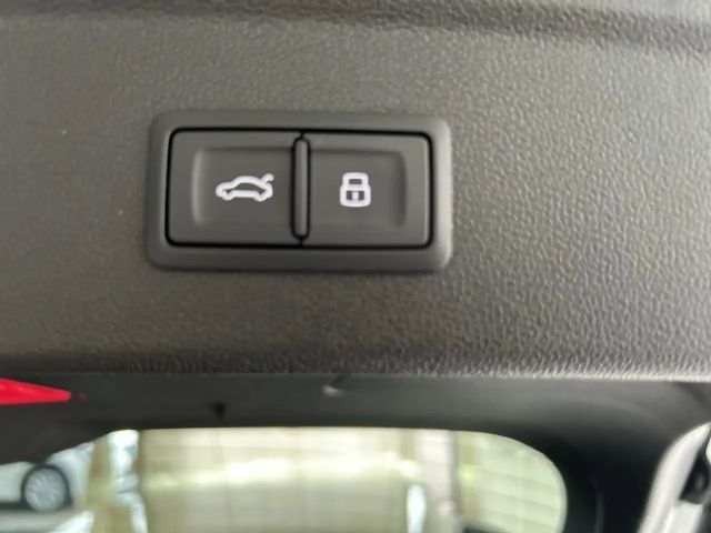 Audi A3 30 TFSI Sedan