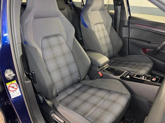 Volkswagen Golf GTE Style eHybrid