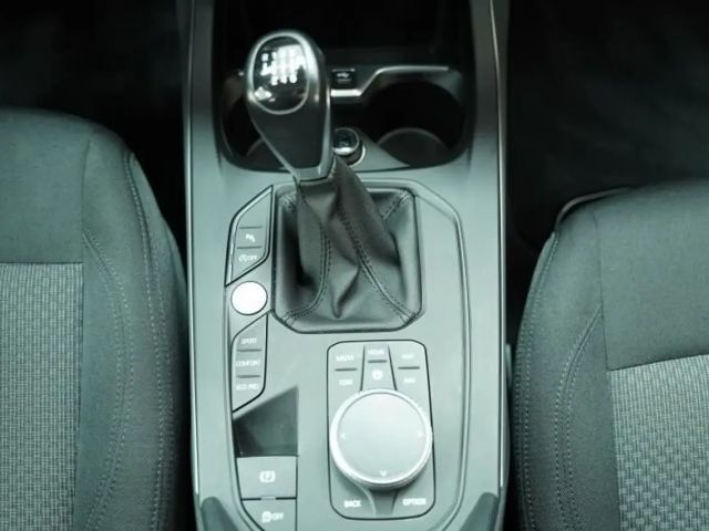 BMW 116 116i 5-deurs Sedan