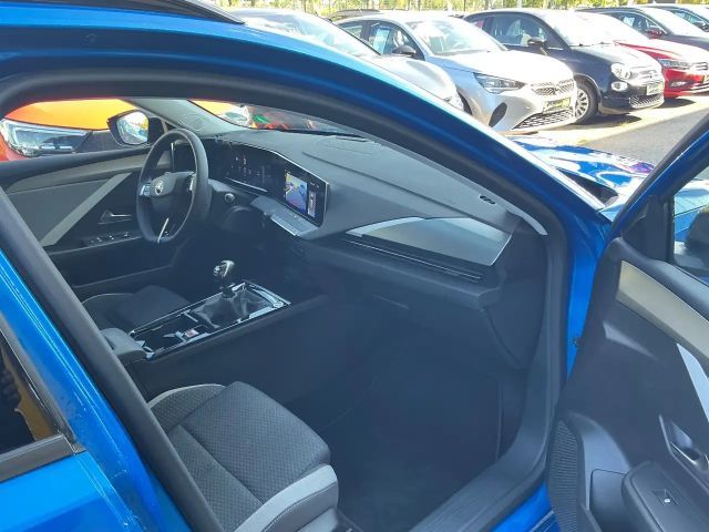 Opel Astra 1.2 Turbo Enjoy Sports Tourer Turbo