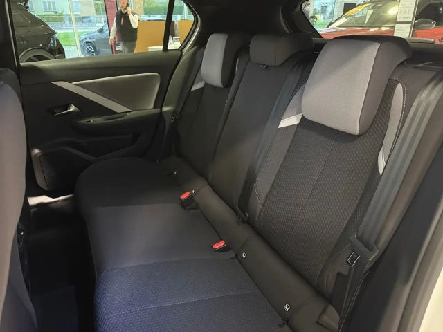 Opel Astra 1.2 Turbo Edition Turbo