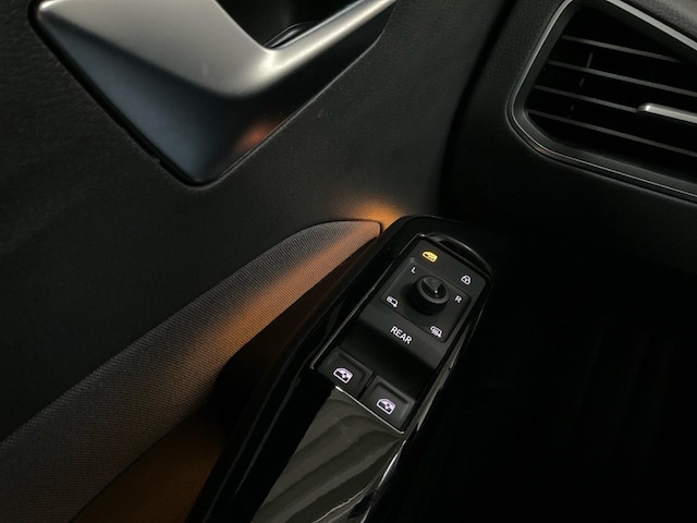 Volkswagen ID.3 146PS ACC.NAVI.2xPDC.LED.APP-C.LKRD-HZG.SHZ