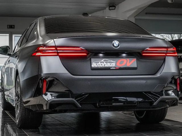 BMW 520 520d M-Sport Sedan xDrive