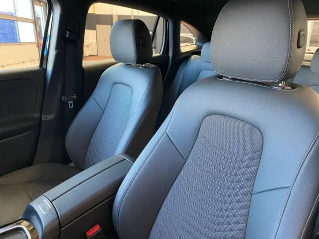 Mercedes-Benz GLA 200 Progressive