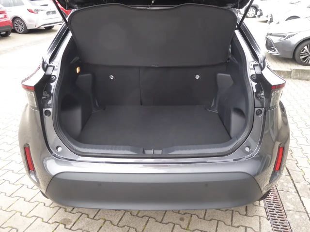 Toyota Yaris Cross 1.5H Teamplayer+Winter+Safety-Paket