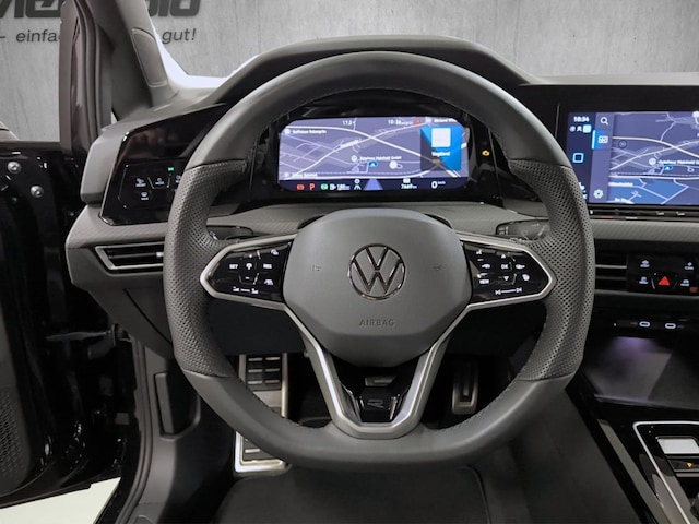 Volkswagen Golf 1.5 TSI DSG R-Line