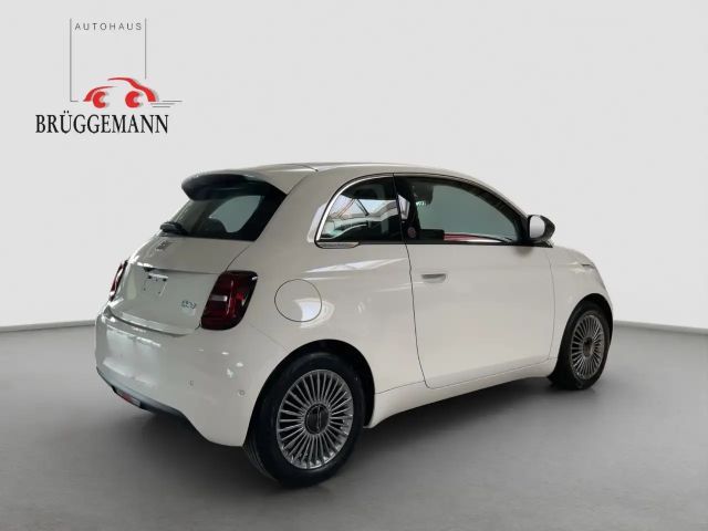 Fiat 500e + Komfort Paket, Style Paket