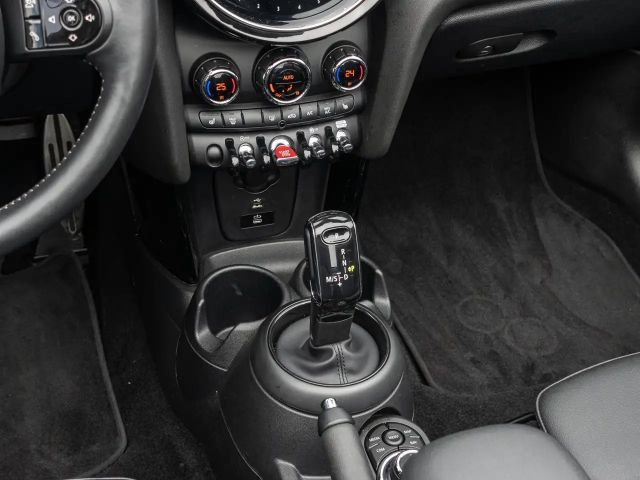 MINI Cooper Cabrio Cooper JCW Trim LED ACC SiHz Navi KlimaA Komf RFK