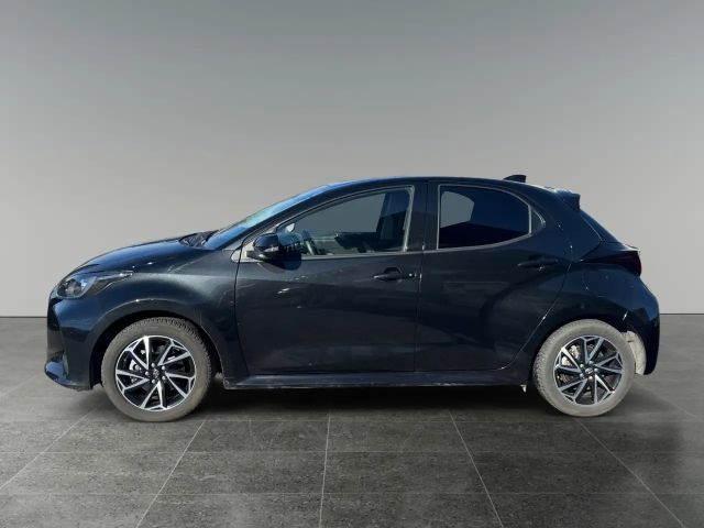 Toyota Yaris Active Hatchback Hybride