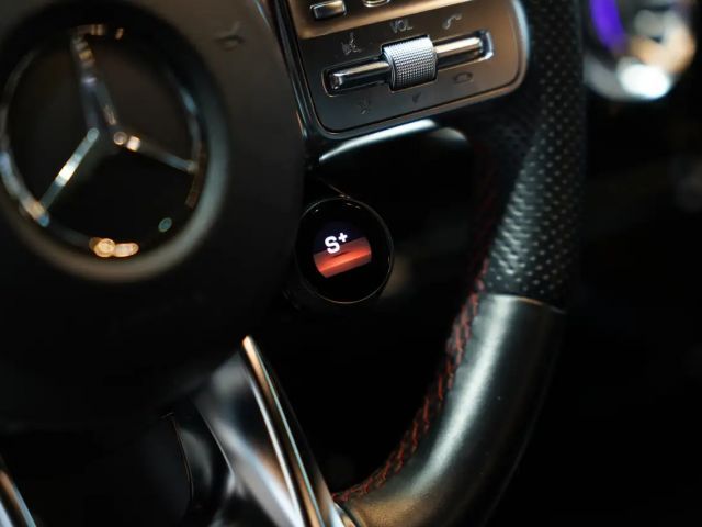 Mercedes-Benz A 35 AMG 4MATIC AMG Line