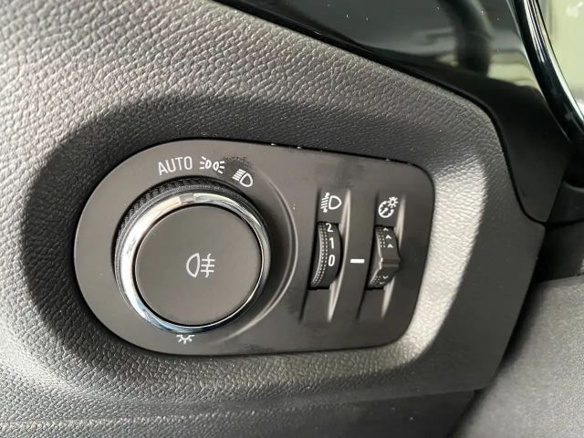 Opel Corsa 1.2 Turbo Edition Turbo