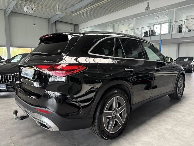 Mercedes-Benz GLC 300 4MATIC AMG Line Premium