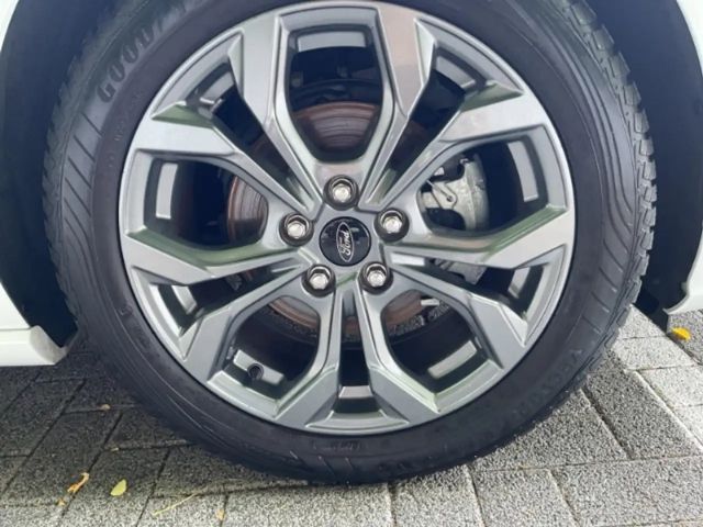 Ford Focus ST Line Wagon