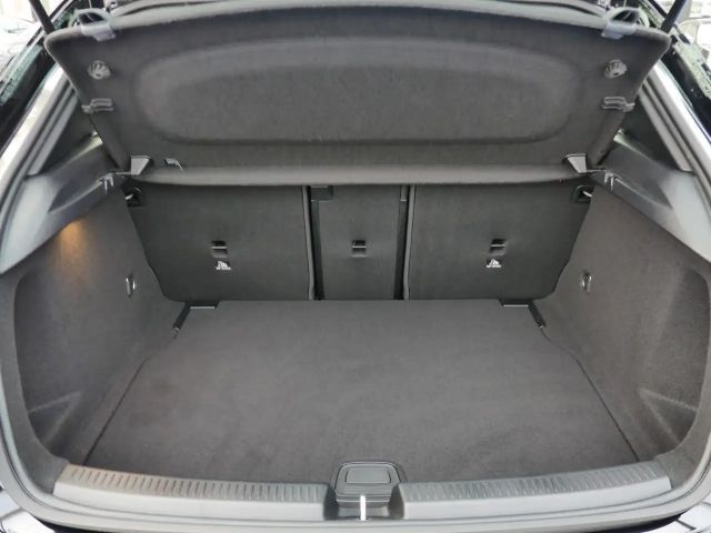 Mercedes-Benz A 200 AMG Line