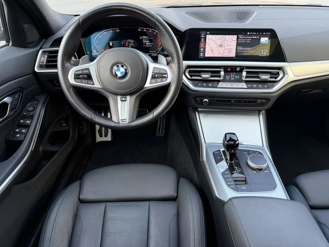 BMW 330 330d Touring xDrive