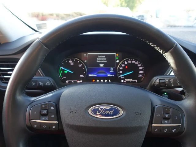 Ford Kuga AWD Cool & Connect Hybrid