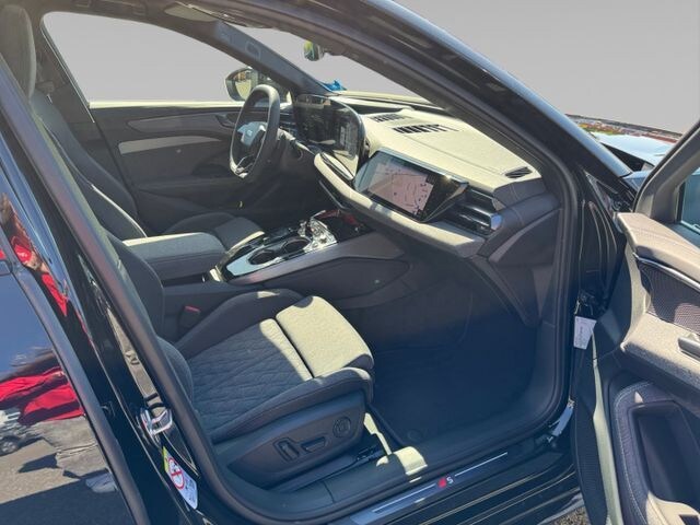 Audi A6 Avant Quattro S-Tronic