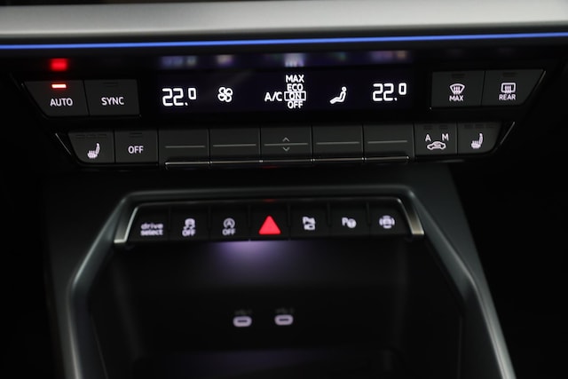 Audi A3 35 TFSI S-Line S-Tronic Sportback