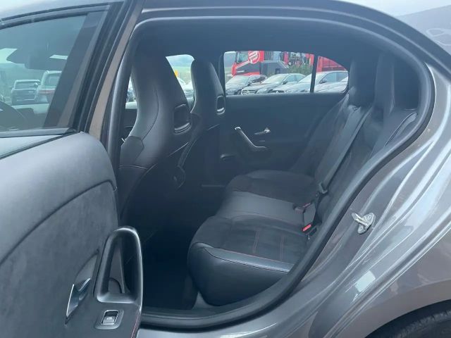 Mercedes-Benz A 180 AMG Line Hatchback