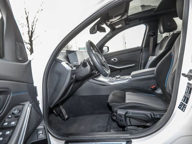 BMW 330 330i M-Sport Touring xDrive