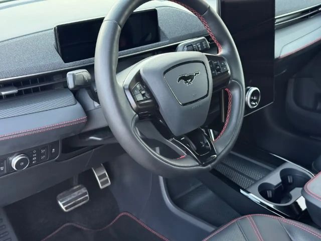 Ford Mustang Mach-E AWD Extended range