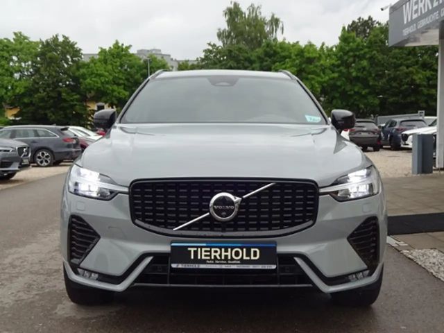 Volvo XC60 AWD Dark Plus