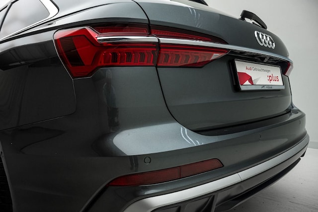 Audi S6 Avant Quattro