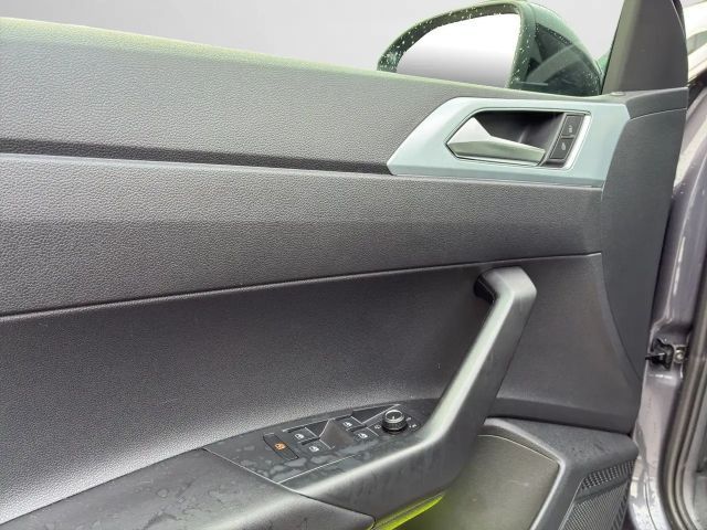 Volkswagen Taigo 1.0 TSI DSG