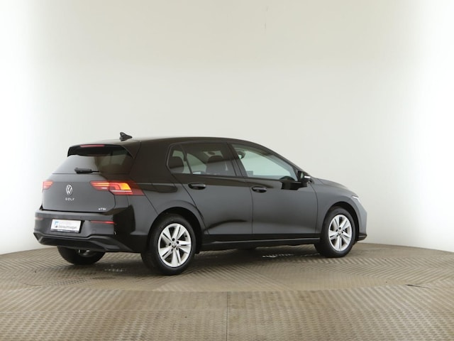 Volkswagen Golf 1.5 eTSI Golf VIII Life