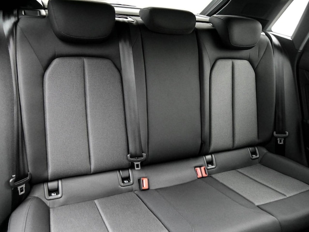 Audi A3 35 TFSI S-Line S-Tronic Sportback