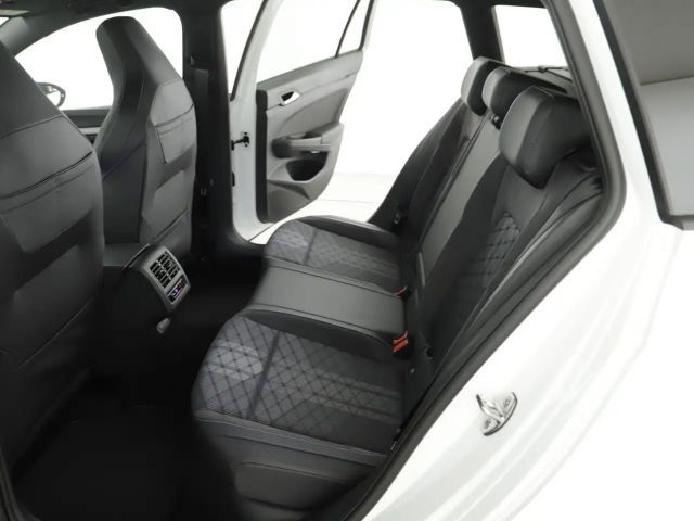 Volkswagen Golf DSG Sport Variant