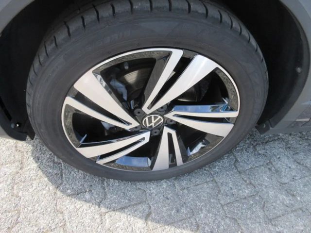 Volkswagen T-Roc 1.5 TSI Cabriolet DSG R-Line