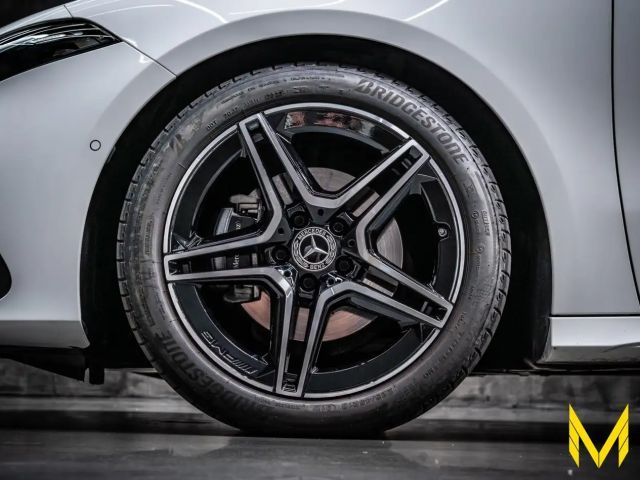 Mercedes-Benz A 180 AMG Line