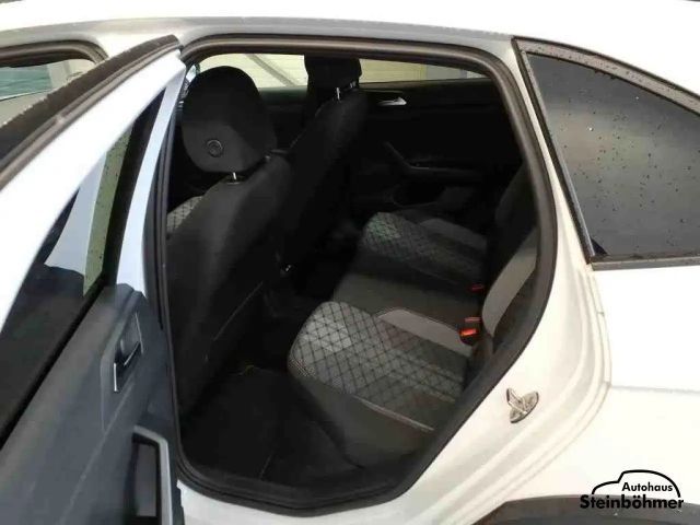 Volkswagen Taigo 1.0 TSI DSG IQ.Drive R-Line