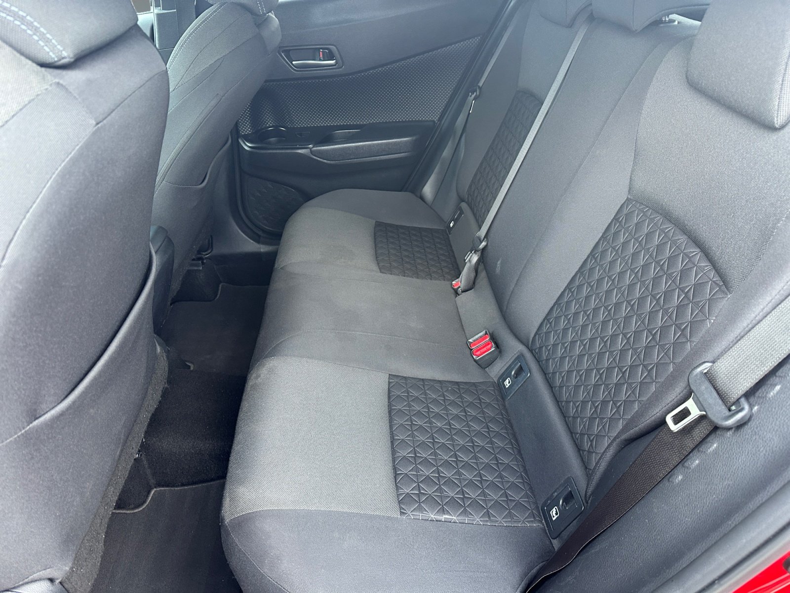 Toyota C-HR 5-deurs Plus