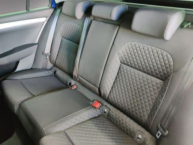 Skoda Superb 1.4 TSI Ambition Combi iV