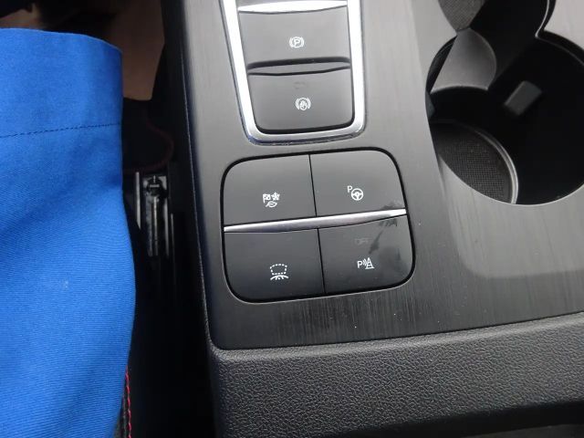 Ford Kuga Hybrid ST Line X